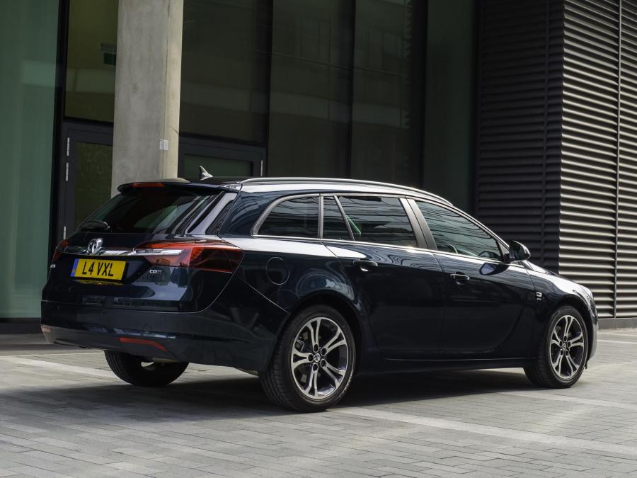  Vauxhall Insignia Sports Tourer 2013 года  (фото 5 из 10)